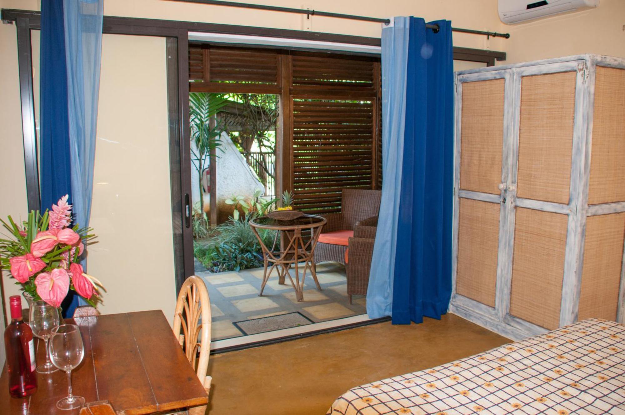 Chantauvent Guest House Blue Bay Cameră foto
